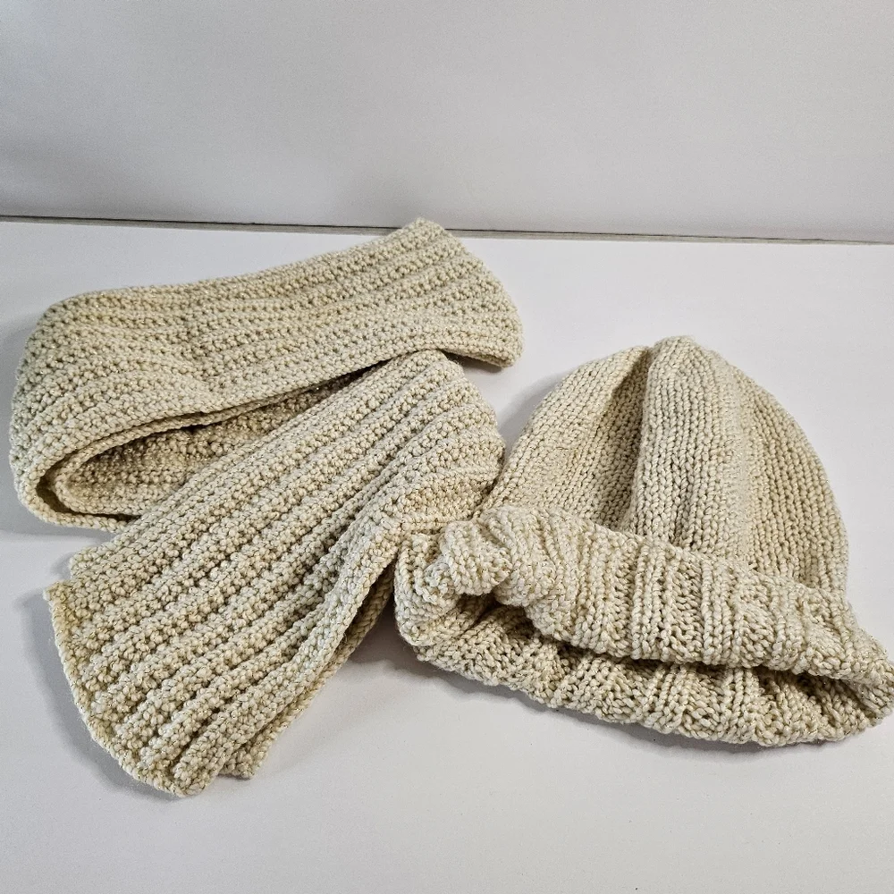 Cream Handmade Knit Scarf Hat Set With Gold Metallic Fibers Winter Cold Weather